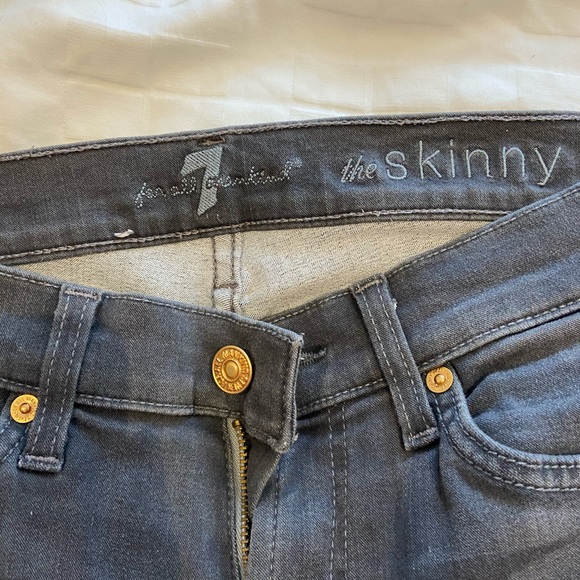 7 for all mankind cropped skinny jeans - Picture 3 of 4